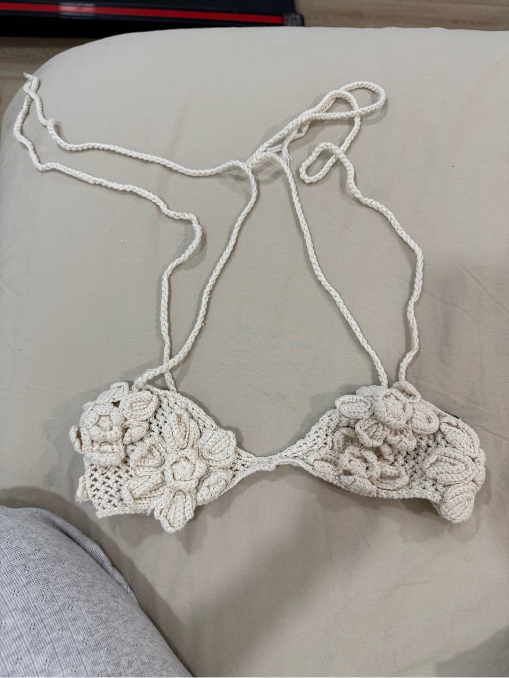 Boohoo Cream Crochet Floral Bandeau Bralette